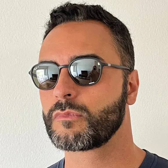 Ray Ban CHROMANCE polarized Matte Black sunglasses - Picture 1 of 4